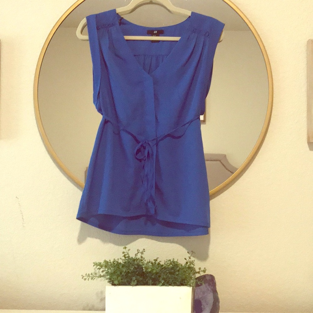 Cute Waist-Tie blouse